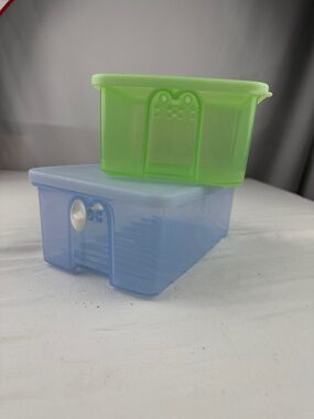 Vintage Retired Tupperware Fridgesmart 2 Piece Storage Containers